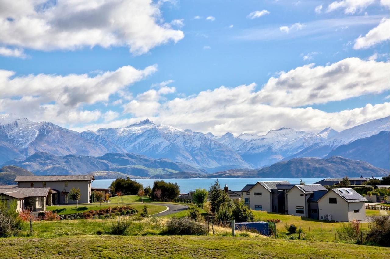Villa Infinity And Beyond Wanaka Exterior foto